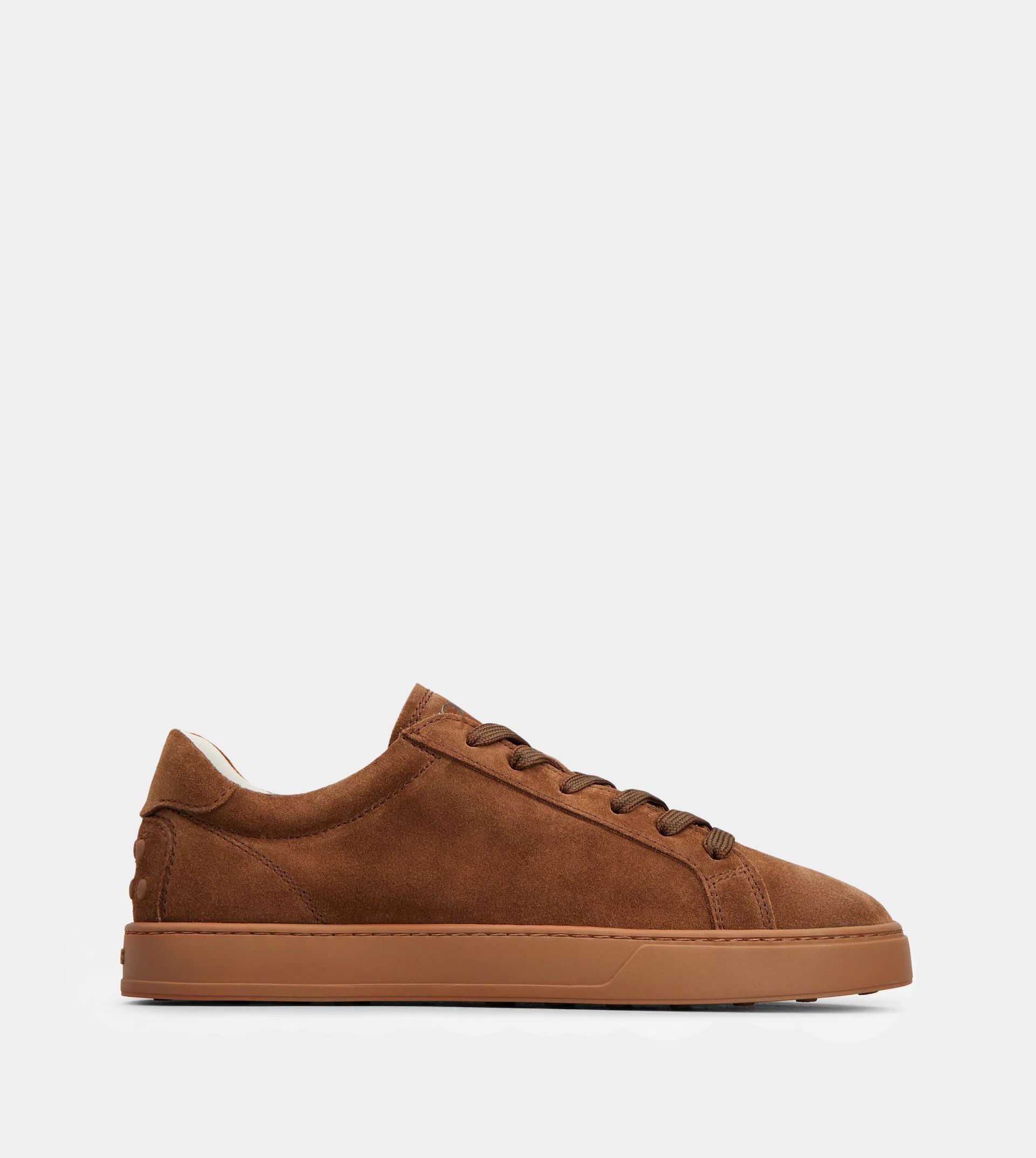 Sneakers in suede