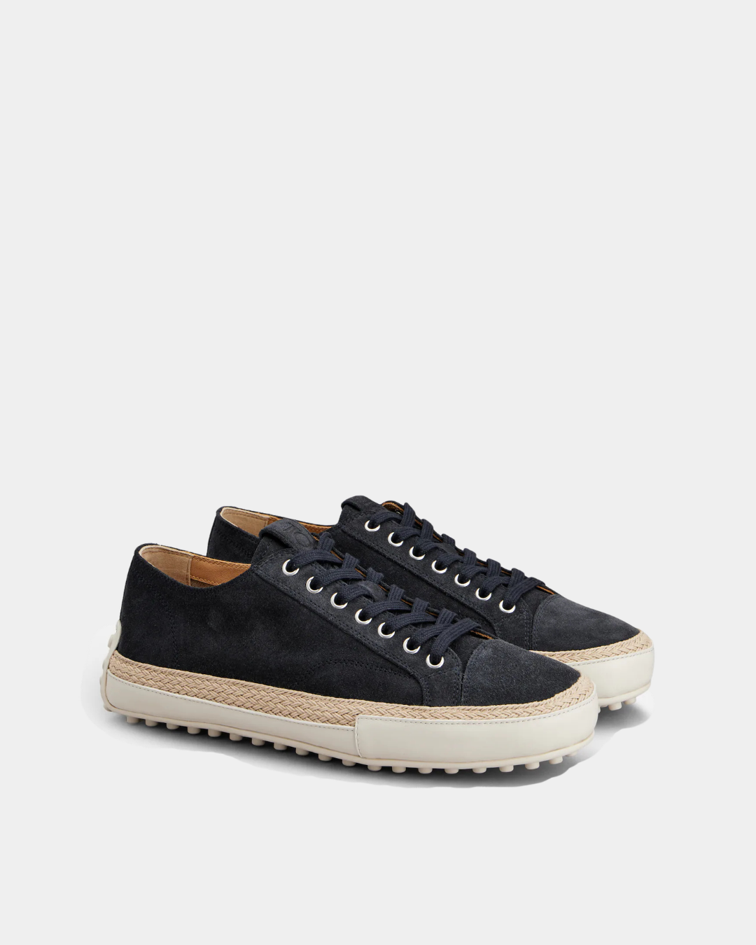 Sneakers in Suede